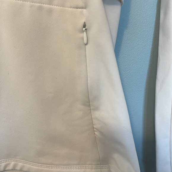 fabletics trinity cold weather performance jacket - Picture 8 of 14